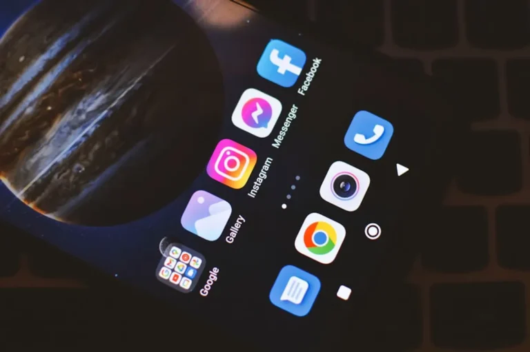 Free Instagram Followers: What It Is, How It Works, and Safer Alternatives