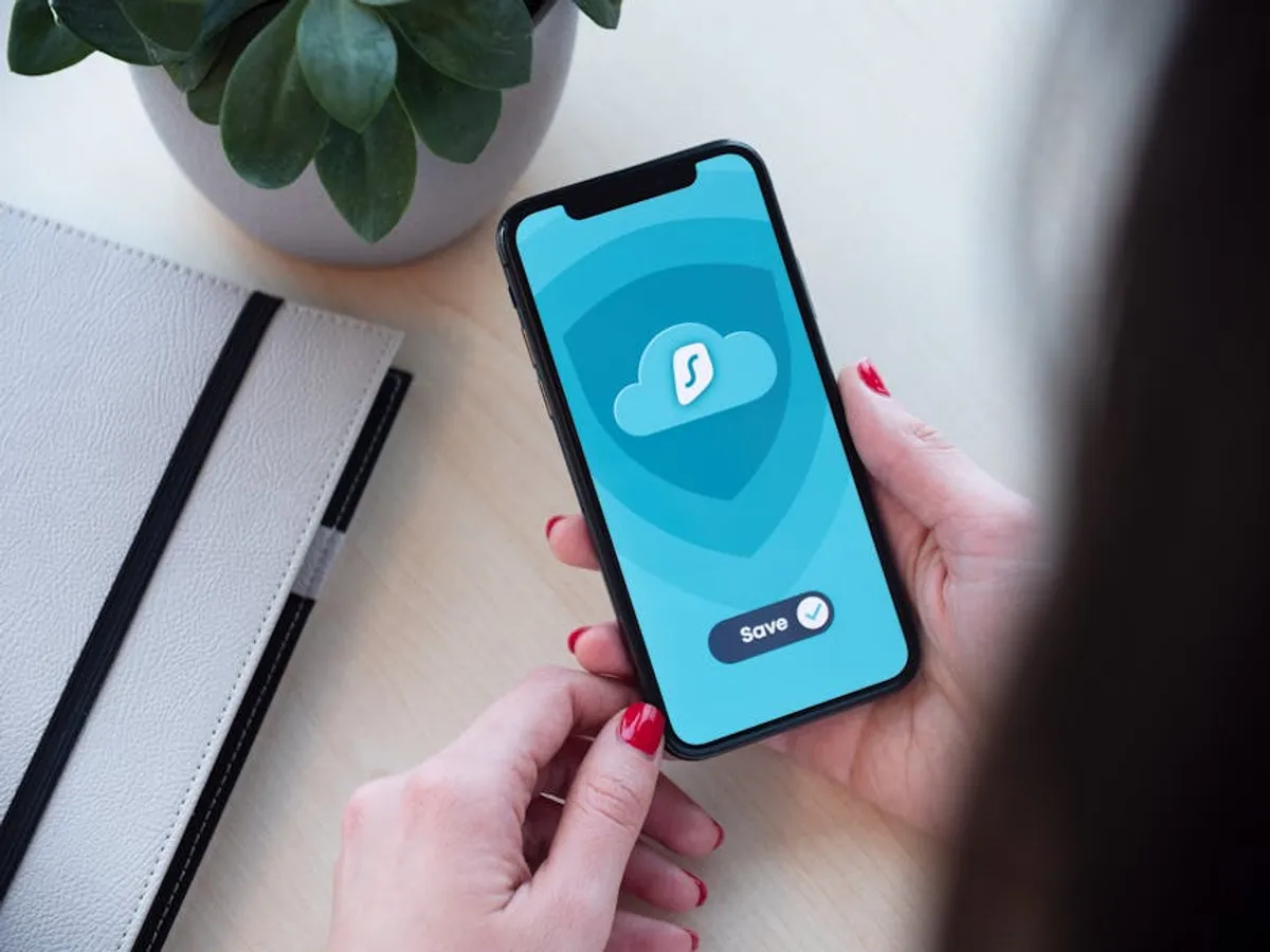 Insta Save: What It Is, How It Works, and Safer Alternatives